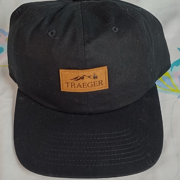 Traeger Camper Hat Grilling BBQ Black  Adjustable Leather Logo Outdoors Cap - Picture 4 of 15